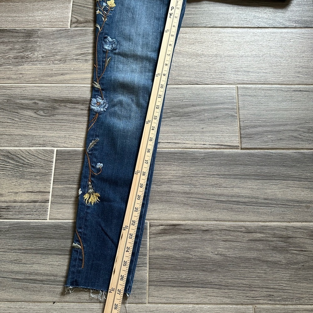 DRIFTWOOD Blue Skinny Jeans with Elegant Detailing - Picture 5 of 14